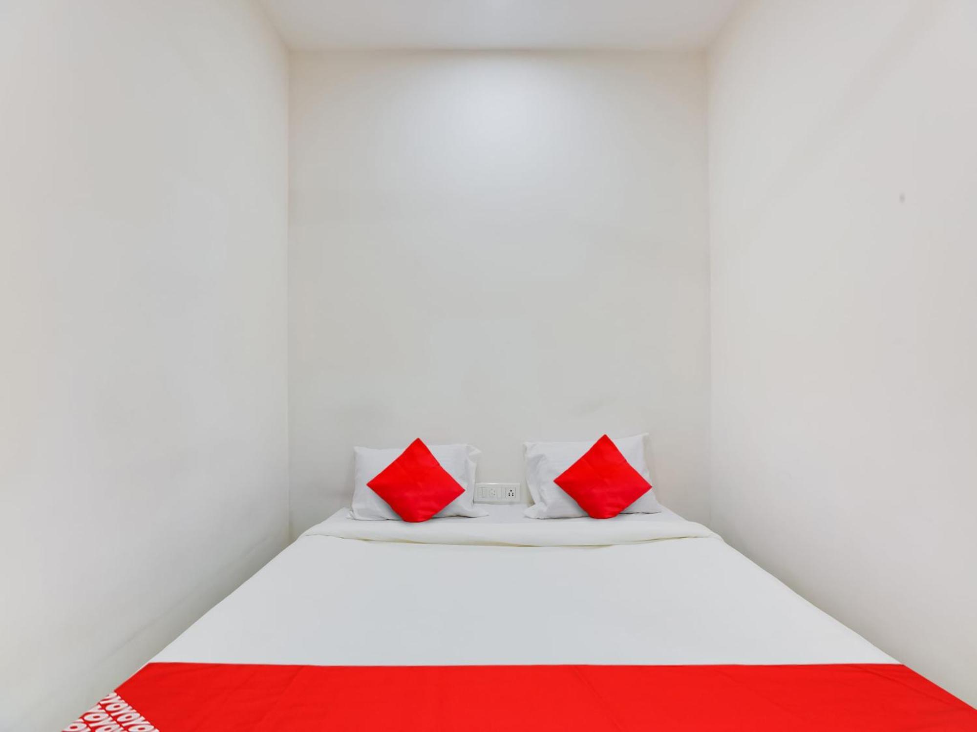 Hotel O Manjushree Boarding & Lodging Nearby Dr.Br Ambedkar Stadium Basveshwar Nagar Bangalore Exterior foto