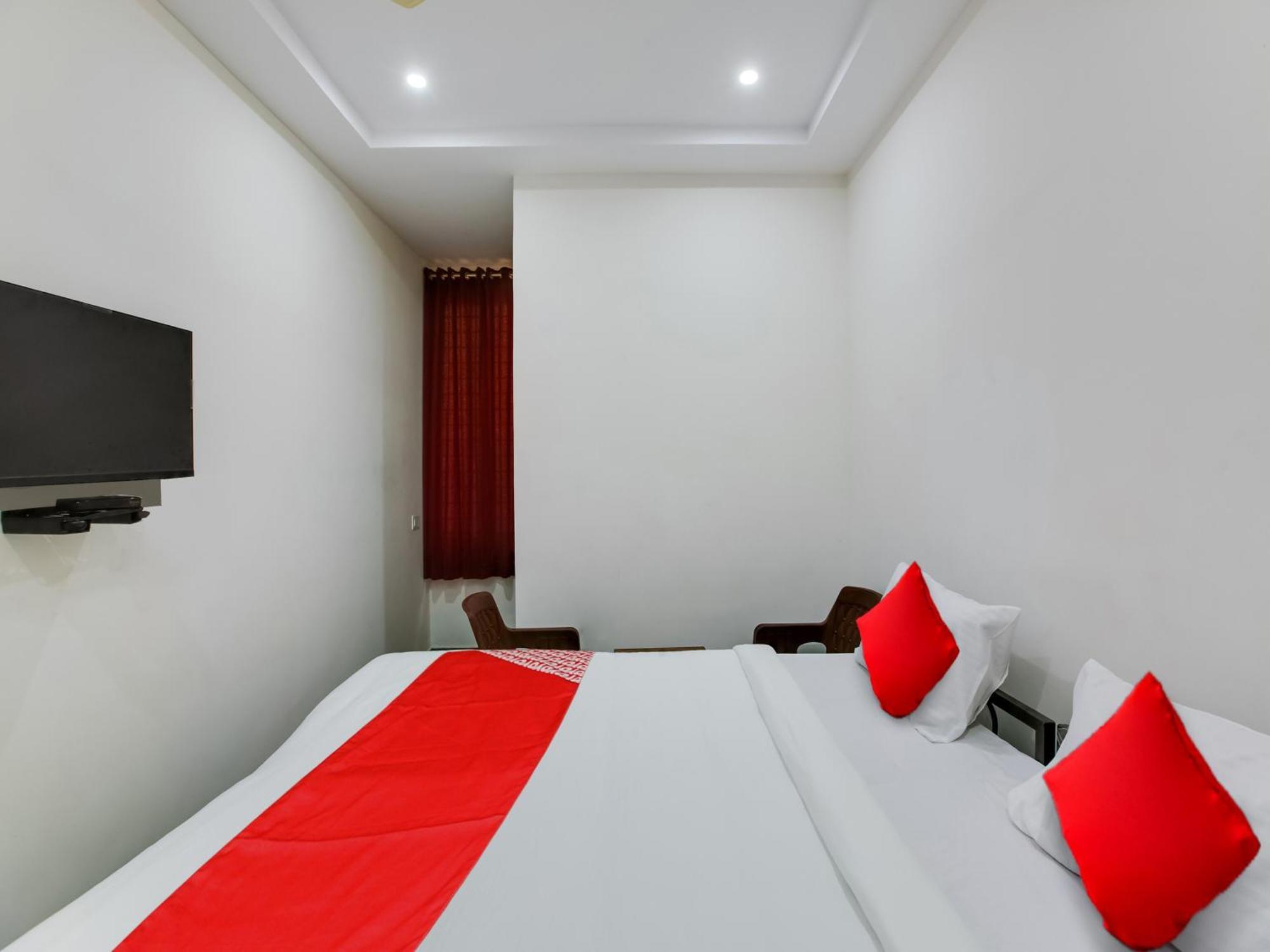 Hotel O Manjushree Boarding & Lodging Nearby Dr.Br Ambedkar Stadium Basveshwar Nagar Bangalore Exterior foto